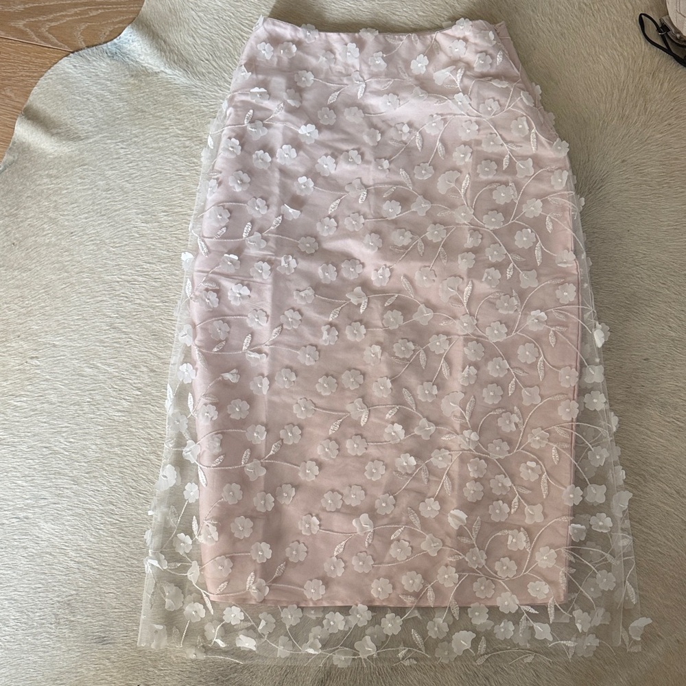 marlies grace Elegant Floral Embroidered Pink Skirt